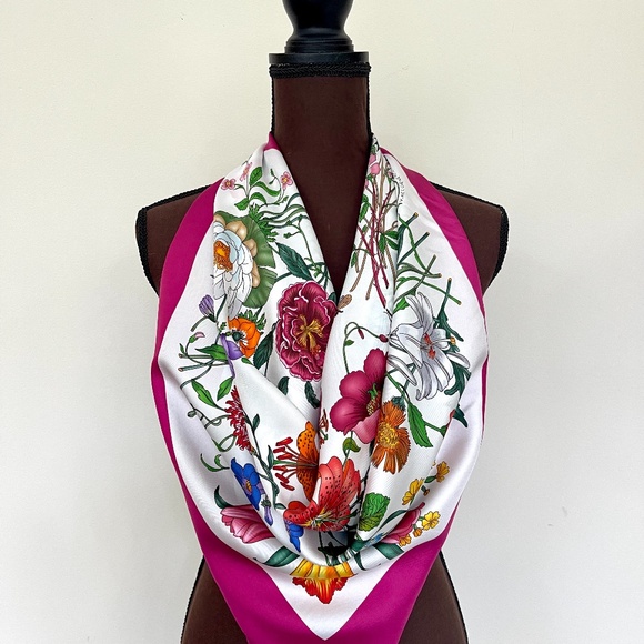 Display # 1 Gucci Scarf Flora Print Multicolor Pink Border Silk Wrap - Picture 9 of 14